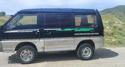 Mitsubishi Delica 1994 годаfor1 500 000 тг. в Талдыкорган – фото 2