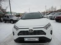 Toyota RAV4 2021 года за 16 300 000 тг. в Кокшетау