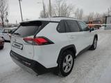 Toyota RAV4 2021 годаүшін16 300 000 тг. в Кокшетау – фото 2