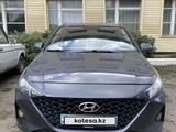 Hyundai Accent 2022 года за 6 700 000 тг. в Семей