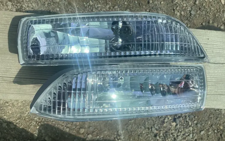 Противотуманка — Toyota Corolla 130-кузов 2003-2007 USA за 8 000 тг. в Алматы