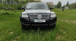 Volkswagen Touareg 2004 года за 4 700 000 тг. в Алматы – фото 3