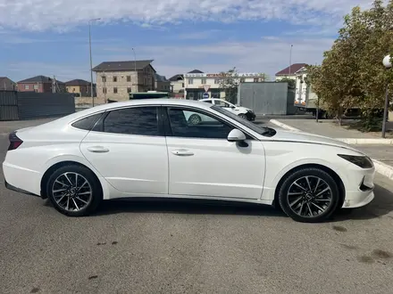 Hyundai Sonata 2020 года за 12 500 000 тг. в Актау – фото 3