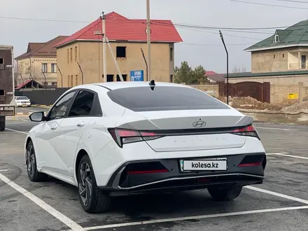 Hyundai Elantra 2023 года за 8 000 000 тг. в Шымкент – фото 5