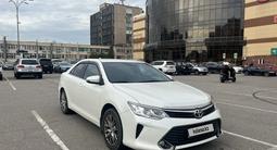 Toyota Camry 2016 года за 11 500 000 тг. в Алматы – фото 2