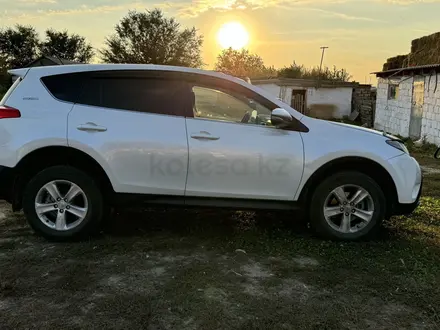 Toyota RAV4 2013 года за 10 000 000 тг. в Актобе – фото 2