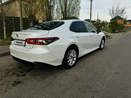 Toyota Camry 2023 года за 16 300 000 тг. в Астана – фото 16