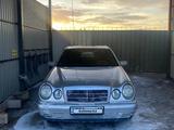 Mercedes-Benz E 230 1996 годаfor2 300 800 тг. в Ушарал – фото 3