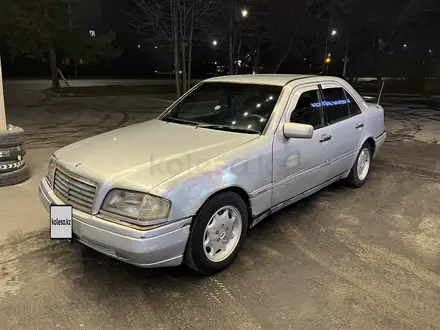 Mercedes-Benz C 280 1995 года за 2 000 000 тг. в Талдыкорган – фото 5