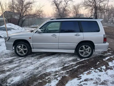 Subaru Forester 1998 года за 3 047 997 тг. в Шу – фото 3