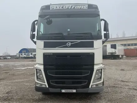 Volvo  FH 2016 года за 32 000 000 тг. в Алматы