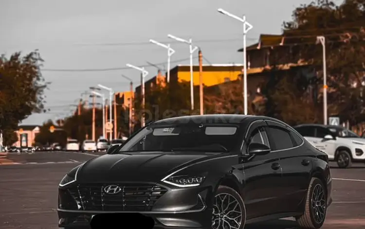 Hyundai Sonata 2022 годаfor12 800 000 тг. в Алматы