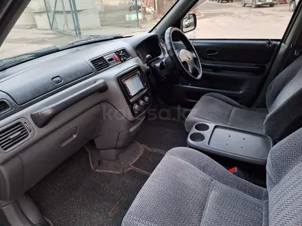 Honda CR-V 1997 года за 3 500 000 тг. в Алматы – фото 39