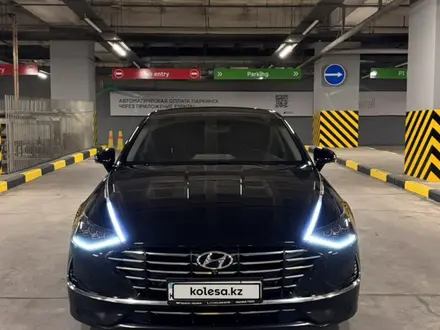 Hyundai Sonata 2020 года за 12 800 000 тг. в Алматы – фото 5