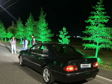 Mercedes-Benz E 280 1998 года за 2 500 000 тг. в Тараз – фото 8