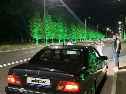 Mercedes-Benz E 280 1998 года за 2 500 000 тг. в Тараз – фото 9