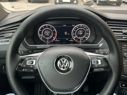 Volkswagen Tiguan 2018 года за 10 500 000 тг. в Алматы – фото 6