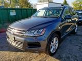 Volkswagen Touareg 2013 года за 25 000 тг. в Алматы