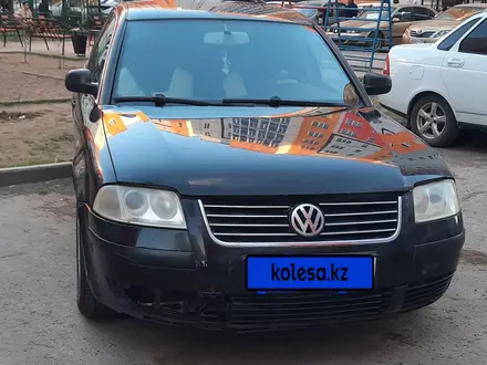 Volkswagen Passat 2003 года за 2 200 000 тг. в Уральск – фото 2
