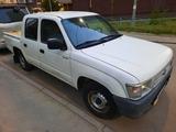 Toyota Hilux 2001 года за 3 800 000 тг. в Алматы – фото 2