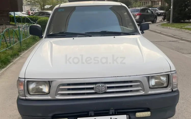 Toyota Hilux 2001 годаүшін3 800 000 тг. в Алматы