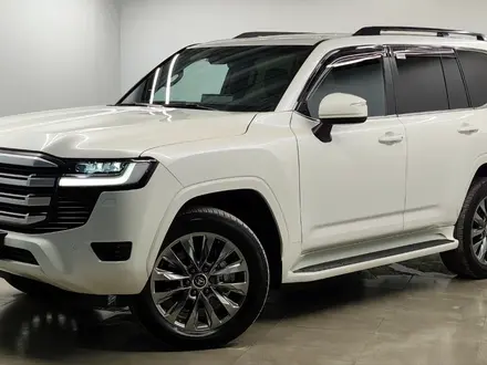 Toyota Land Cruiser 2022 года за 45 000 000 тг. в Алматы