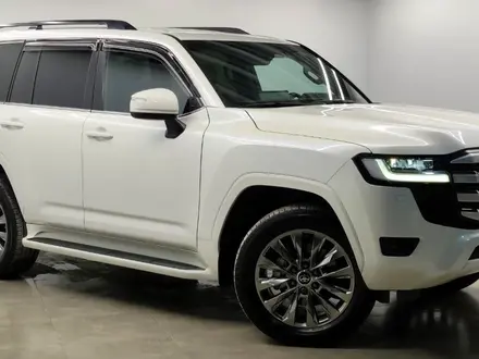 Toyota Land Cruiser 2022 года за 45 000 000 тг. в Алматы – фото 3