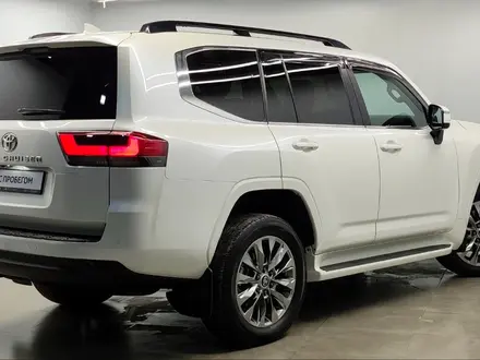 Toyota Land Cruiser 2022 года за 45 000 000 тг. в Алматы – фото 4