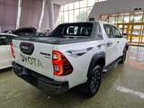 Toyota Hilux 2024 года за 27 500 000 тг. в Алматы – фото 2