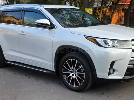Toyota Highlander 2019 года за 20 900 000 тг. в Алматы – фото 11