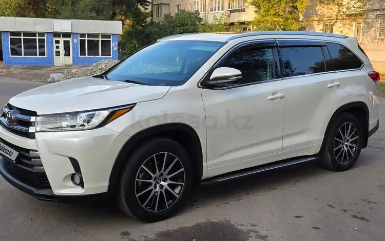 Toyota Highlander 2019 года за 20 900 000 тг. в Алматы