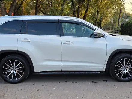 Toyota Highlander 2019 года за 20 900 000 тг. в Алматы – фото 8
