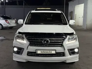 Lexus LX 570