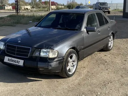 Mercedes-Benz C 200 1995 года за 1 500 000 тг. в Жезказган – фото 3