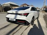 Hyundai Elantra 2023 годаfor8 700 000 тг. в Шымкент – фото 4