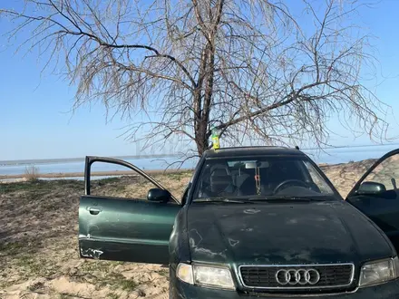 Audi A4 1995 года за 900 000 тг. в Алматы