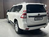 Toyota Land Cruiser Prado 2015 годаүшін17 100 000 тг. в Актобе – фото 4