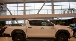 Toyota Hilux Prestige 2026 года за 33 490 000 тг. в Алматы – фото 4