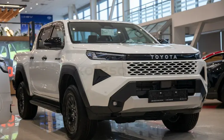 Toyota Hilux Prestige 2026 года за 33 490 000 тг. в Алматы
