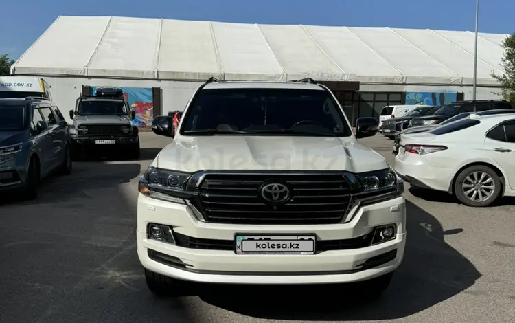 Toyota Land Cruiser 2018 годаүшін39 500 000 тг. в Алматы