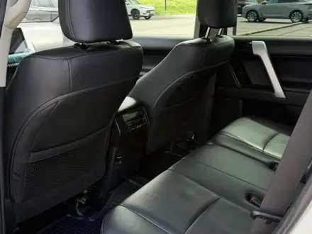 Toyota Land Cruiser Prado 2015 года за 18 300 000 тг. в Алматы – фото 10