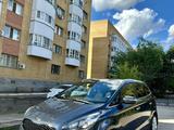 Kia Carens 2014 годаfor8 300 000 тг. в Астана – фото 2