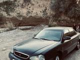 Kia Credos 1998 года за 650 000 тг. в Шымкент – фото 2