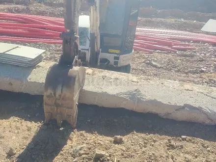 Bobcat  Гусеничные 2008 года за 5 000 000 тг. в Астана – фото 6