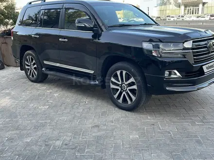 Toyota Land Cruiser 2018 года за 38 000 000 тг. в Шымкент – фото 3
