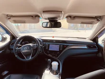 Toyota Camry 2019 года за 12 500 000 тг. в Актау – фото 9