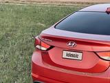 Hyundai Elantra 2015 года за 3 800 000 тг. в Актобе – фото 2