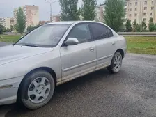 Hyundai Elantra, 2002
