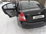 Hyundai Accent 2007 года за 2 940 000 тг. в Актобе – фото 4