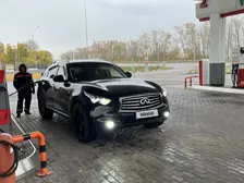 Infiniti QX70, 2016